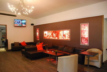 Best Holiday Hotel Grimaud Buitenkant foto